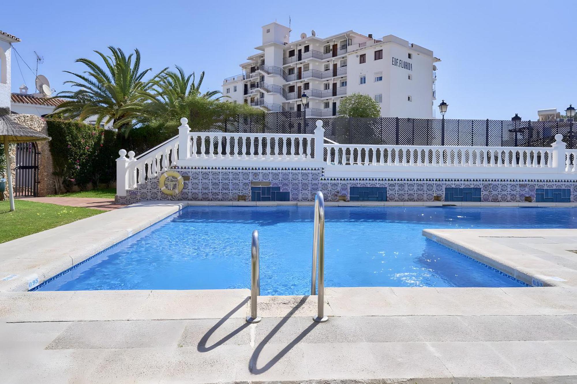 Casa Lena Town House With Pool Villa Nerja Ngoại thất bức ảnh