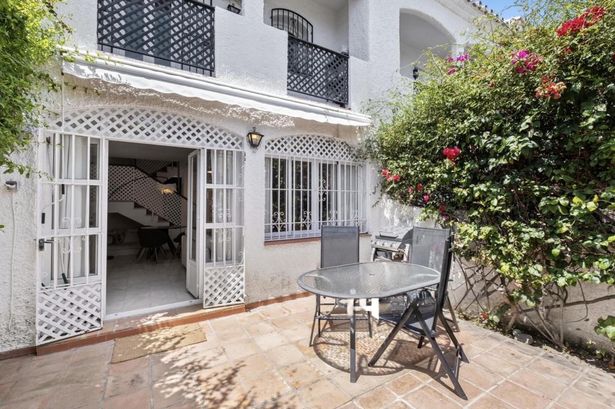 Casa Lena Town House With Pool Villa Nerja Ngoại thất bức ảnh